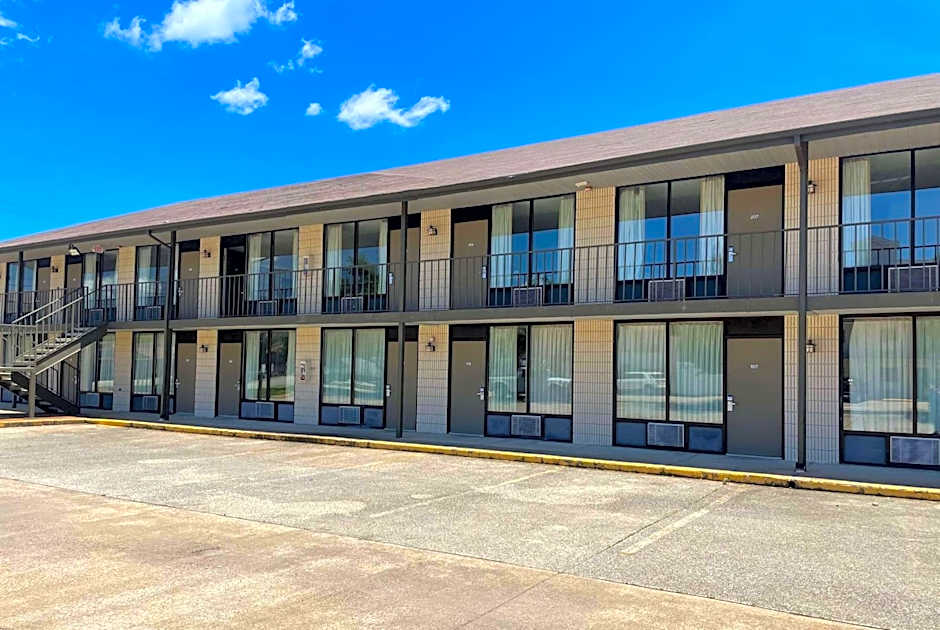 Ramada By Wyndham Branson Theatre District – Branson, MO