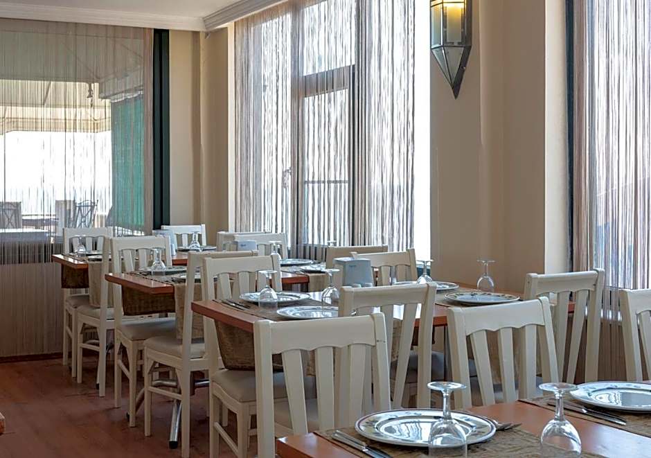 Assos Eden Gardens Hotel