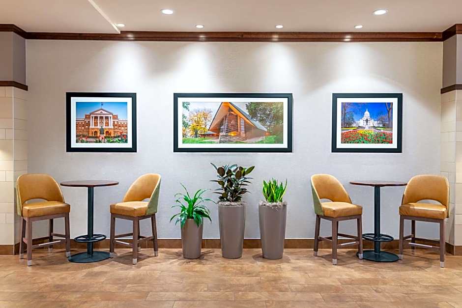 Hampton Inn By Hilton & Suites Madison Downtown