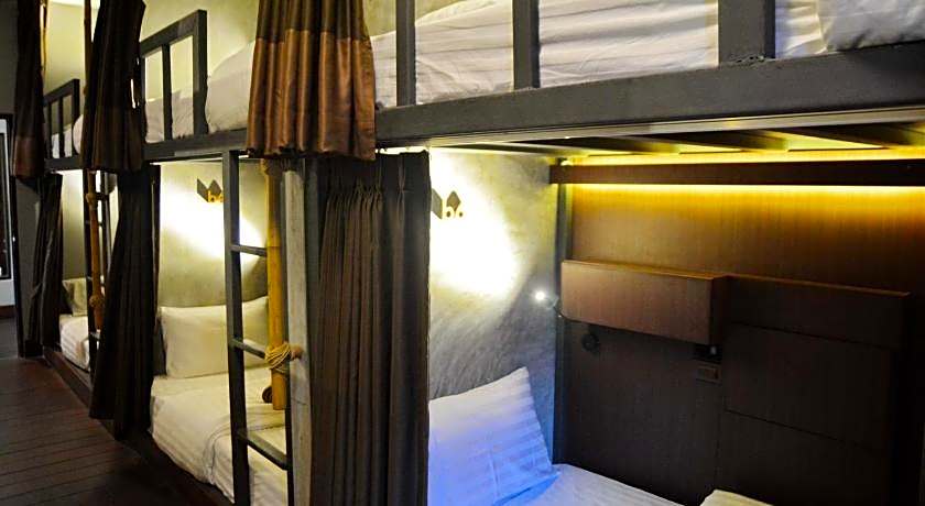 Aha Lanta Cozy Hostel