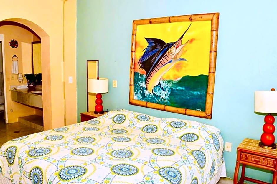 VILLA PARA 8p 6A 2M dentro del HOTEL a un costado del Krystal IXTAPA cuenta con playa y WIFI