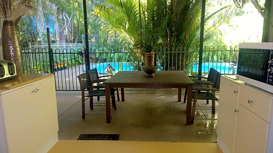 Palmerston Sunset Retreat