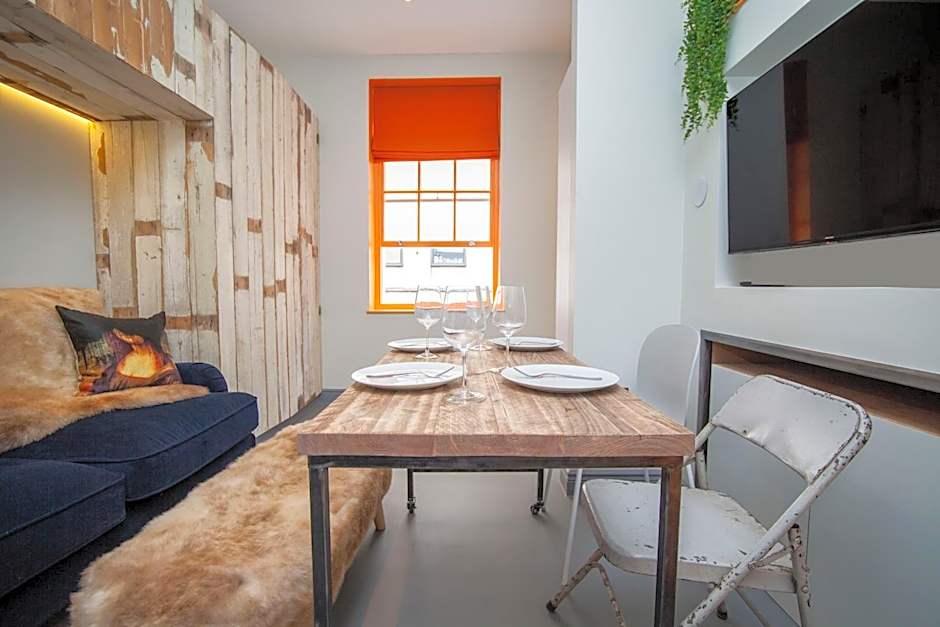 Higgihaus Aparthotel, Clare Street