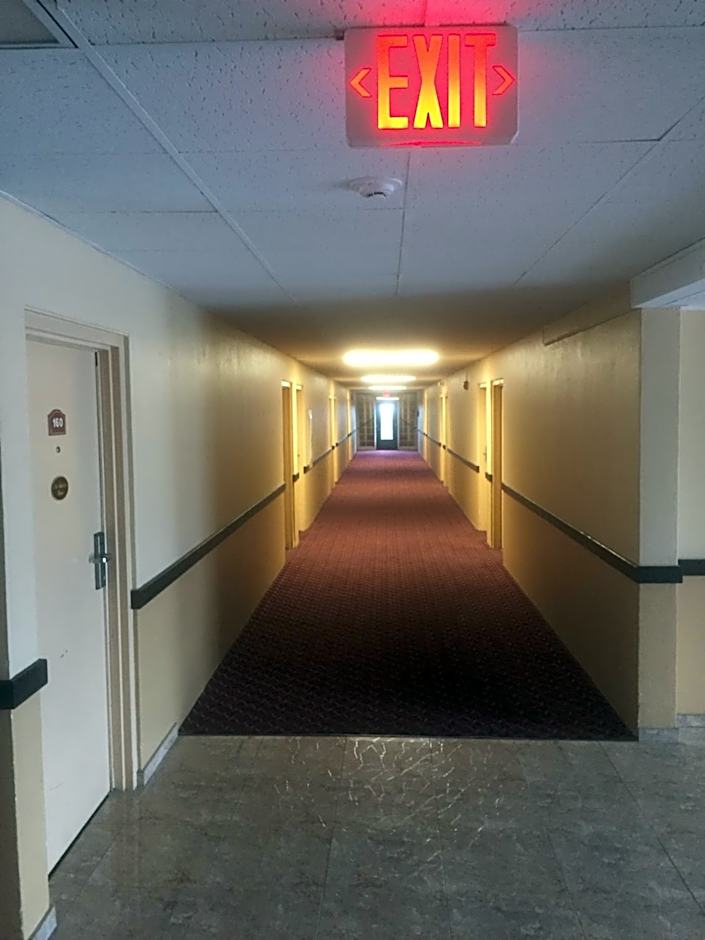 Wolf Inn Hotel