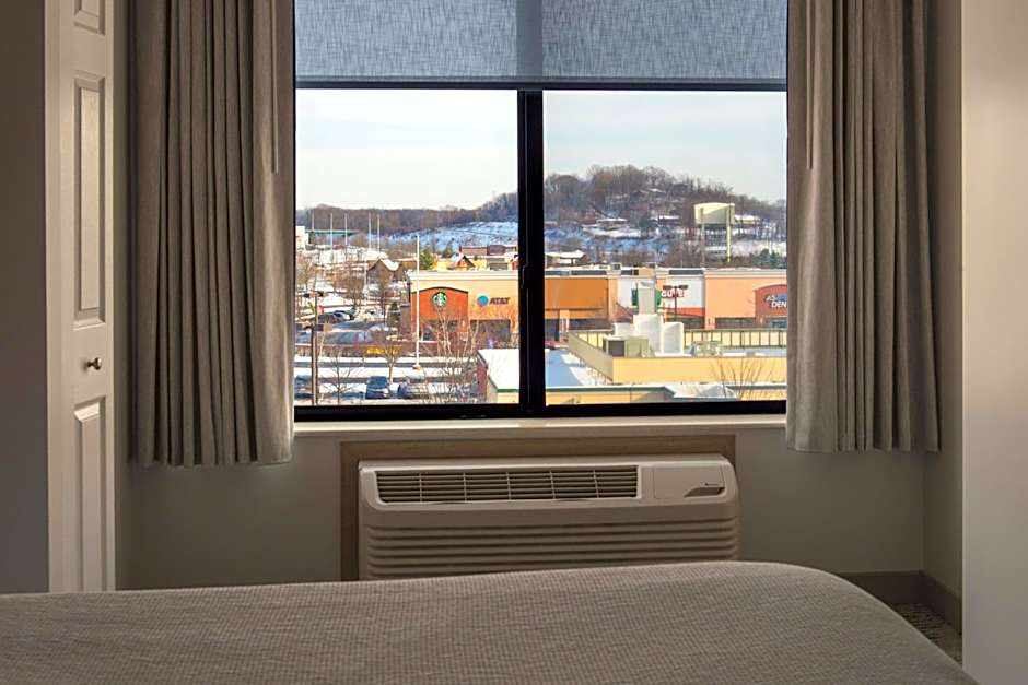 SpringHill Suites by Marriott Pittsburgh Mills