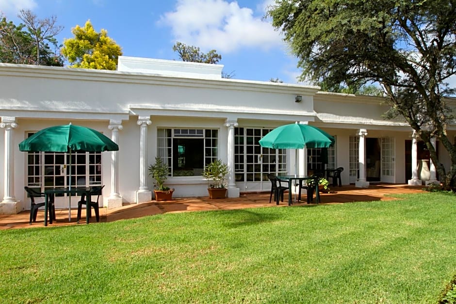 Heatherdale Guesthouse & Shuttle Services