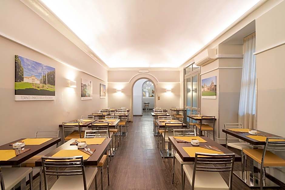 Green Class Hotel Astoria