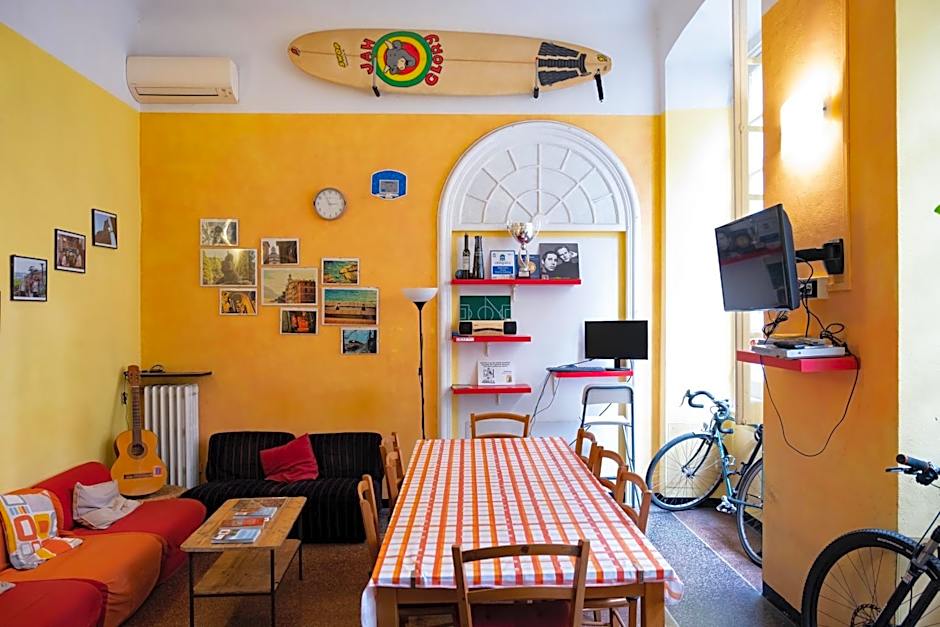 Manena Hostel Genova