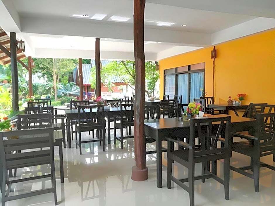 Lanta Sunny House