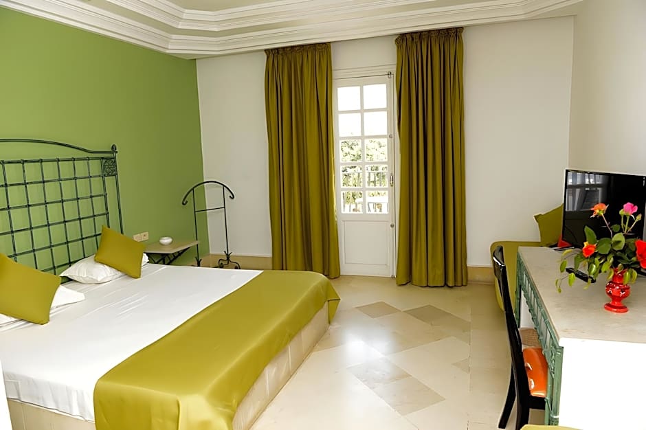 Photo 1 of 8 of Triple Room