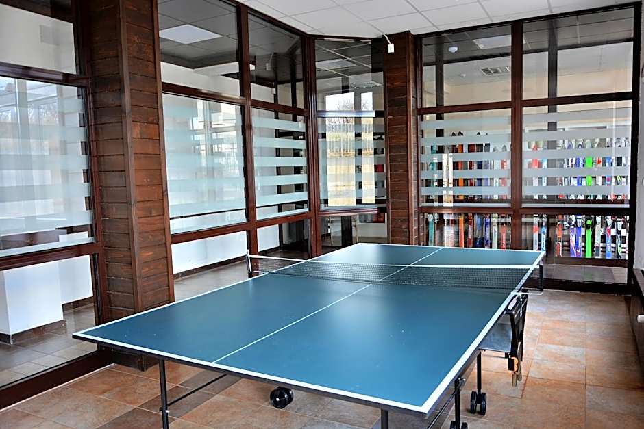 Royal Bansko - Family Apart Hotel With All Inclusive Light or HB&Drinks and Hot Pool & Jacuzzis