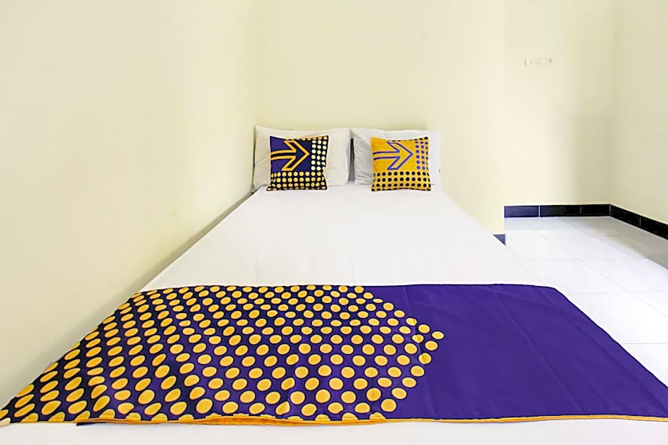 OYO Life 93155 Wisma Sarah