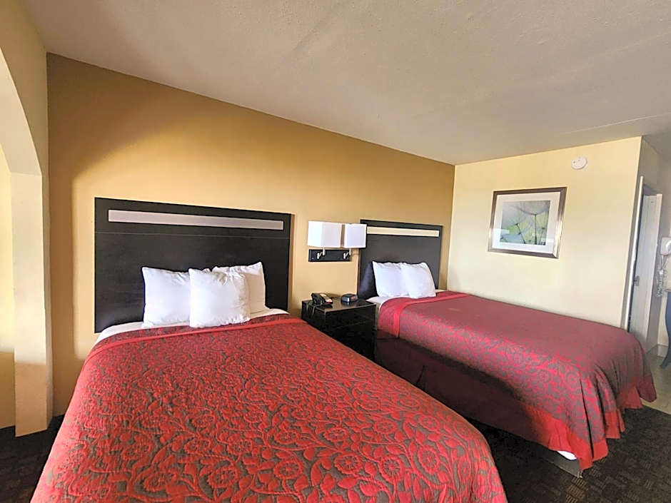 Days Inn by Wyndham Hammond