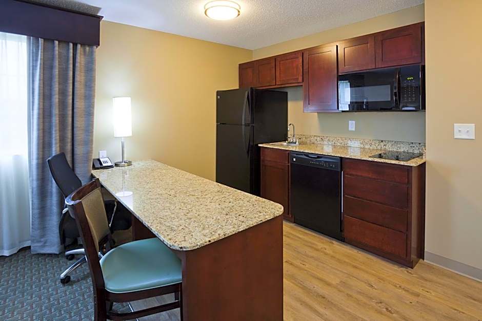 Grandstay Hotel Suites Glenwood