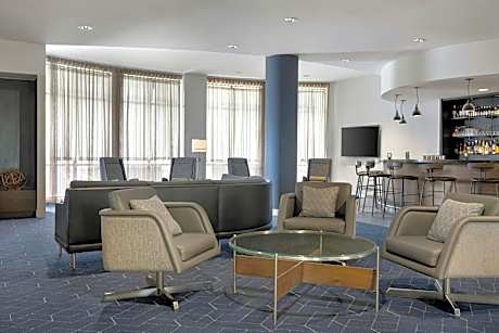 Courtyard by Marriott Republic Airport Long Island/Farmingdale