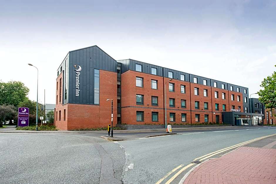 Premier Inn Lichfield City Centre