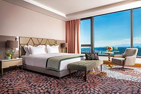 Grand Millennium Suite