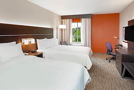 Standard Queen Room with Two Queen Beds