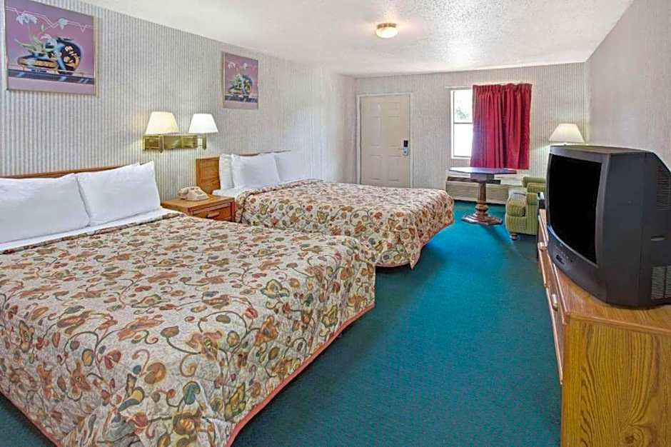 Knights Inn  South Houston TX
