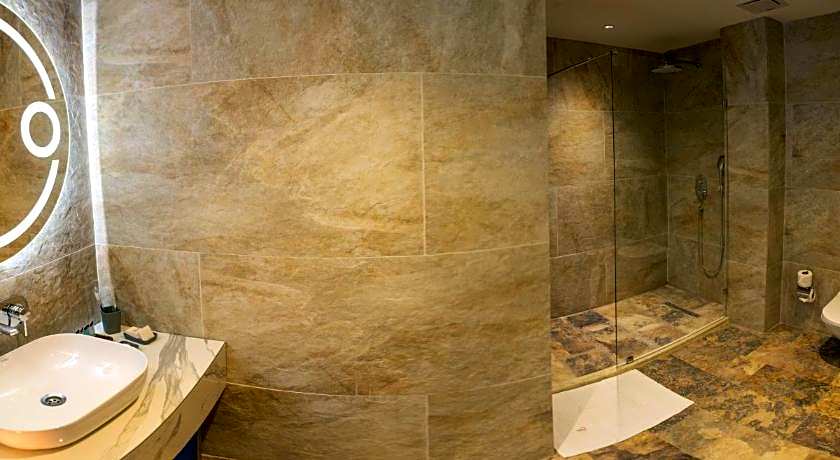 Parkway inn Hotel and Spa