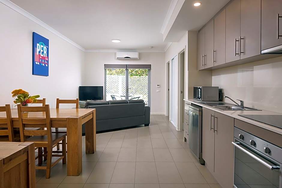 Airport Apartments by Vetroblu