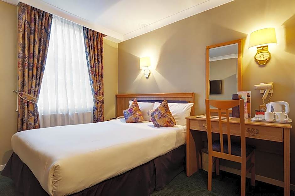 Berjaya Eden Park London Hotel