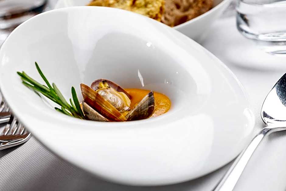 Palace Lido Hotel & Suites