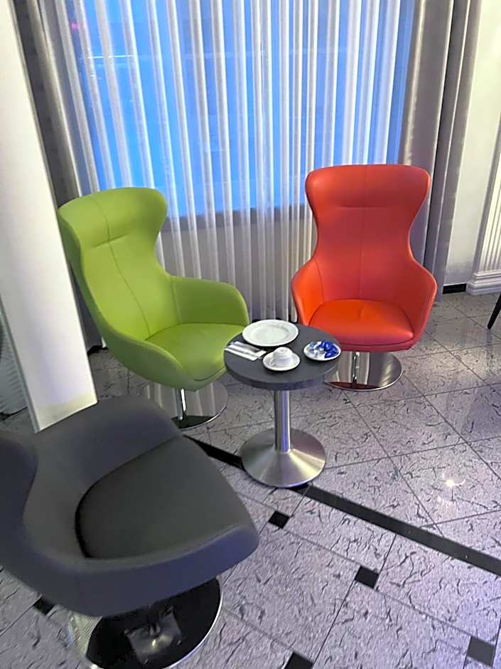 The KRAL - Business Hotel & Serviced Apartments