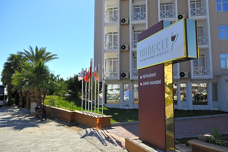 Winecity Hotel