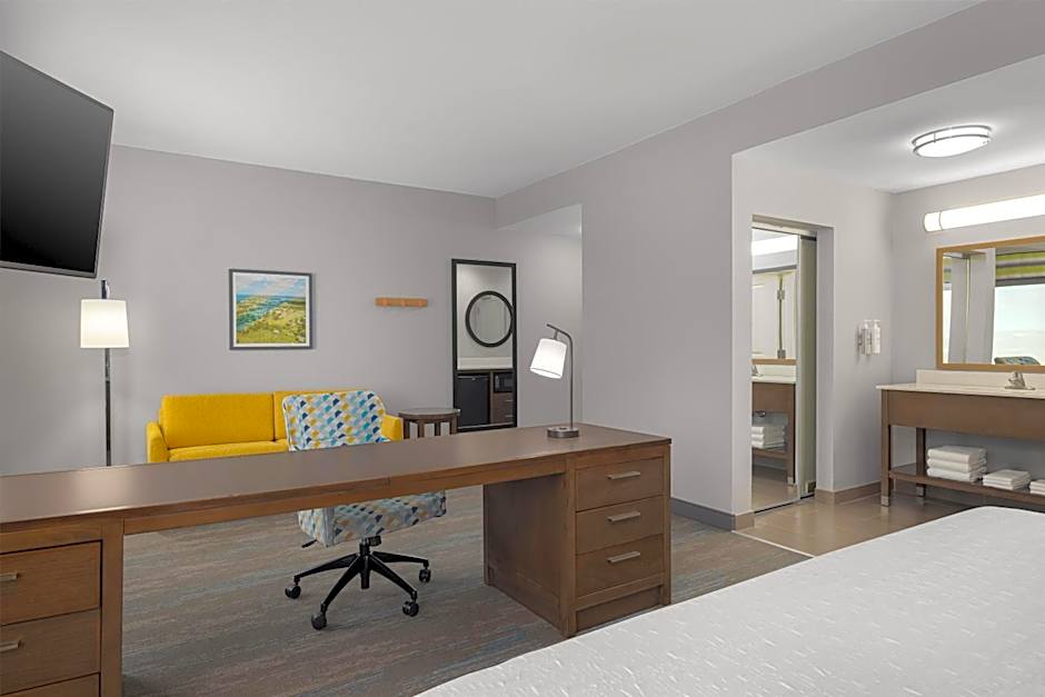 Hampton Inn Kenedy