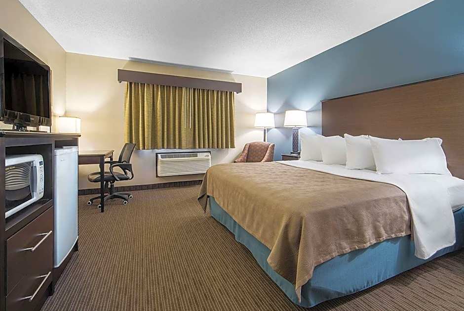 AmericInn by Wyndham Mounds View Minneapolis