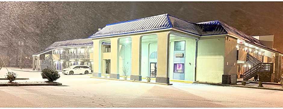 Rodeway Inn & Suites Plymouth Hwy 64