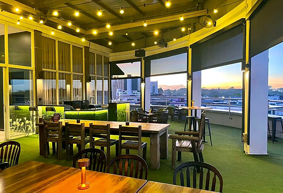 The LimeTree Hotel, Kuching