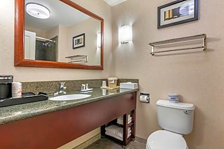 Junior Suite - Non-Smoking