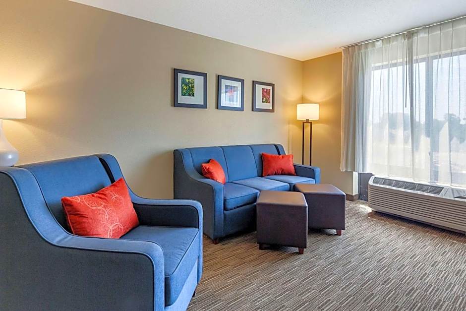 Comfort Suites Oshkosh