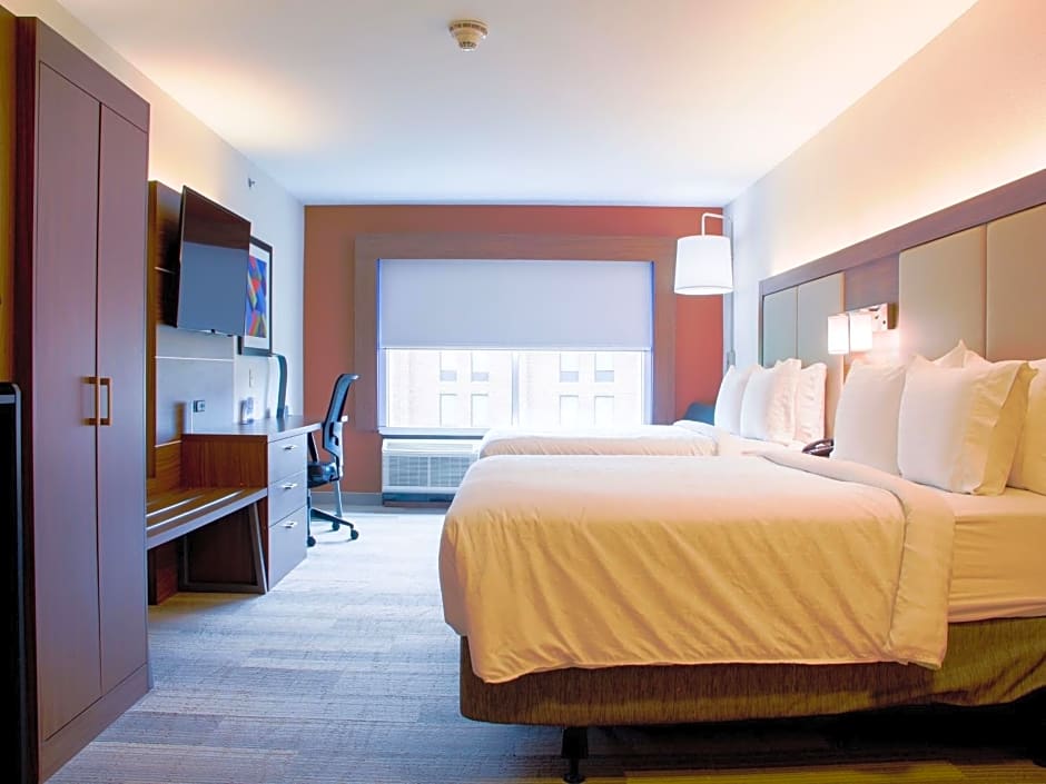 Holiday Inn Express & Suites Danville By IHG