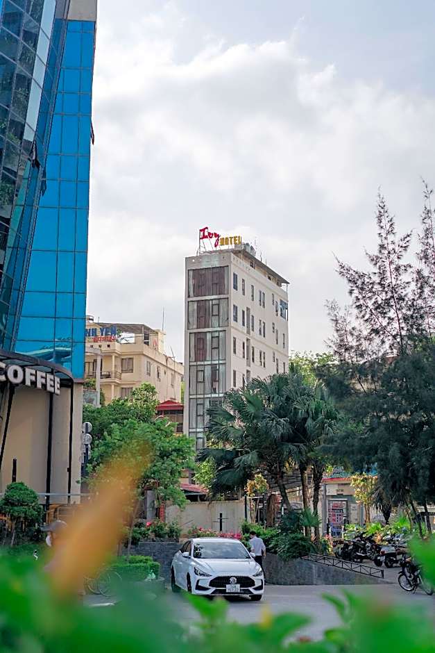 Ivy Hotel Ha Long