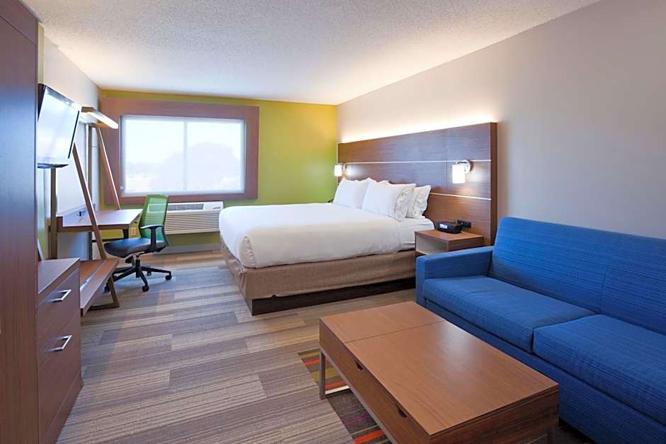 Holiday Inn Express Hotel & Suites Minneapolis-Golden Valley By IHG