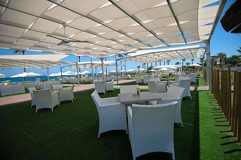 Marlita Beach Hotel Apartments
