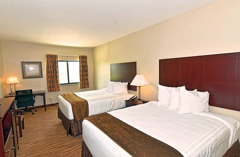 Cobblestone Inn & Suites - Clarion