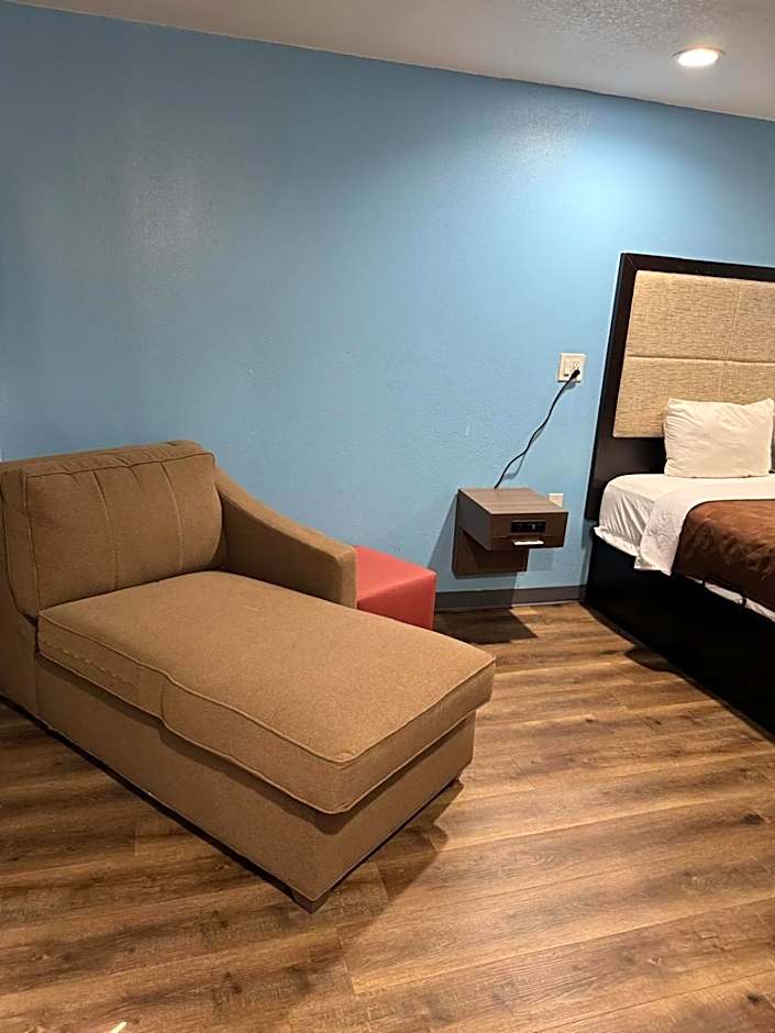 Executive Inn