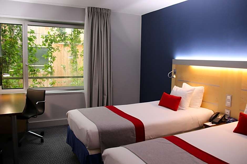 Holiday Inn Express Paris-Canal De La Villette By IHG