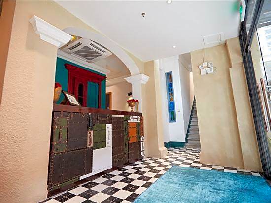 Yinian Hostel