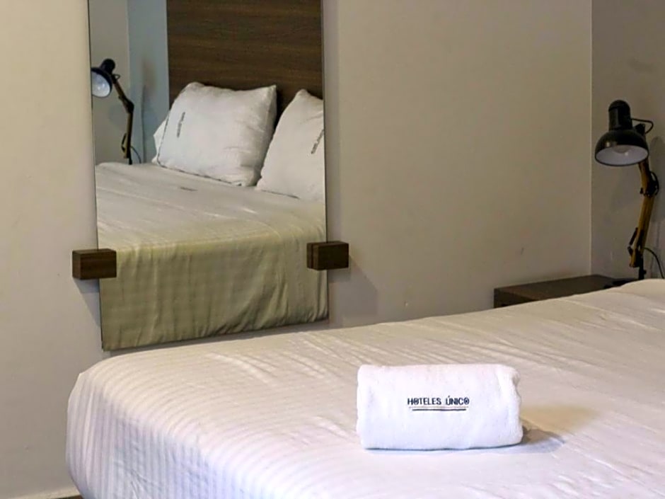 Hotel Diana