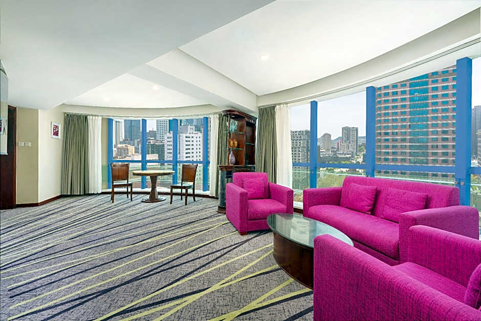 Holiday Inn Express City Centre Dalian By IHG