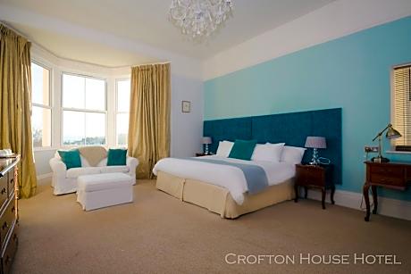Torbay-Suite-Deluxe-Ensuite with Bath-Sea View