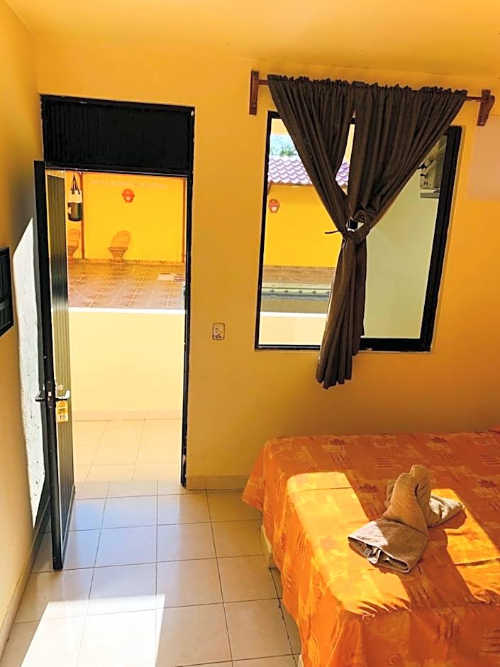 Hotel Sociedad y Maristas