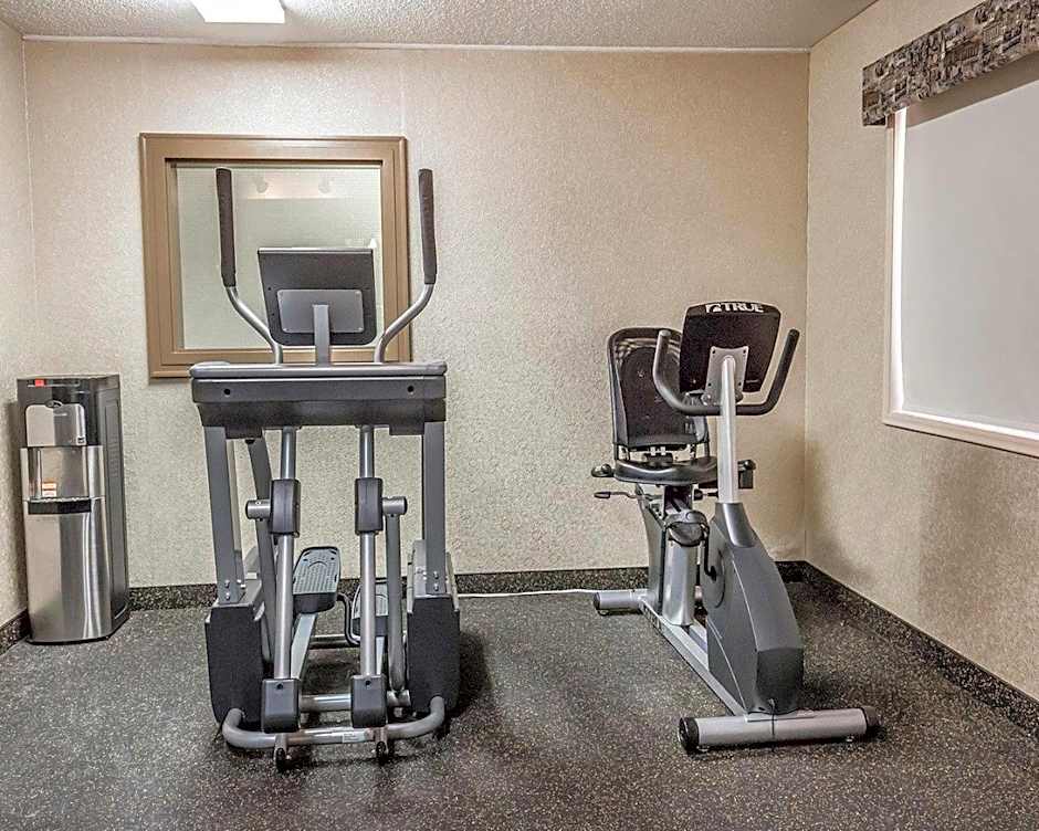 Quality Inn & Conference Centre Red Deer - 50th Avenue