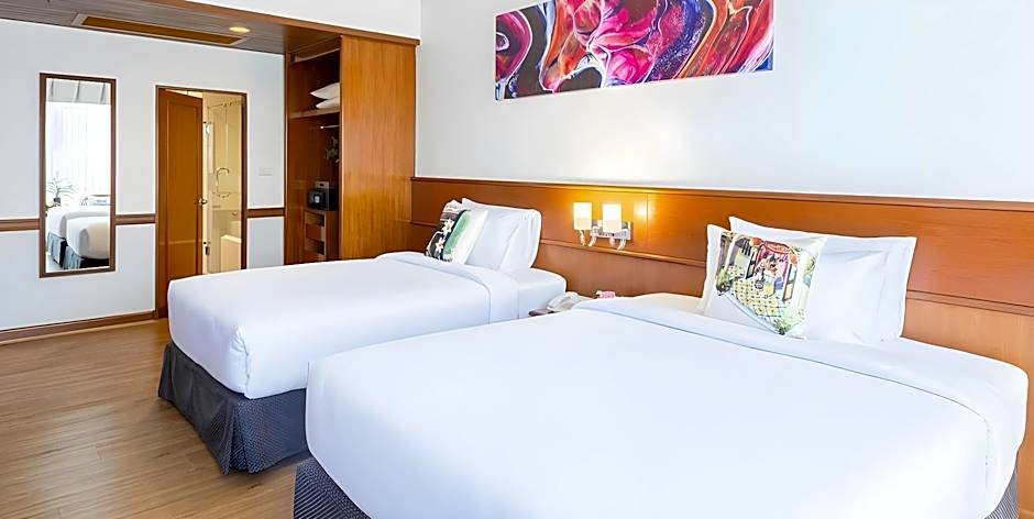 Royal Phuket City Hotel