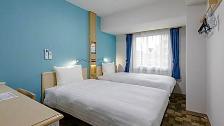 Standard Twin Room - Non-Smoking